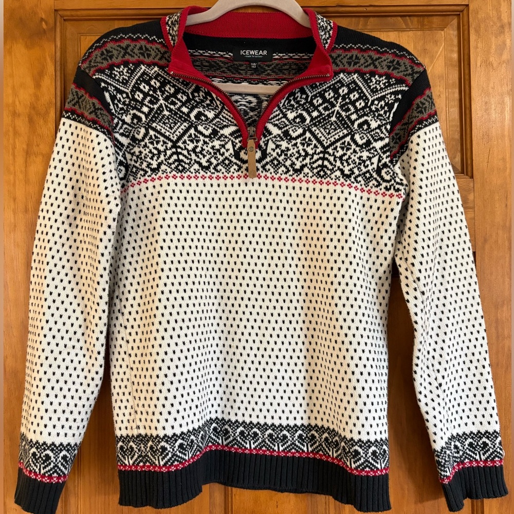 Icewear Buldur Half-zip Cotton Sweater, Children’s size 11/12
